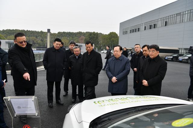 集团动态:湖北省省长王晓东调研东风